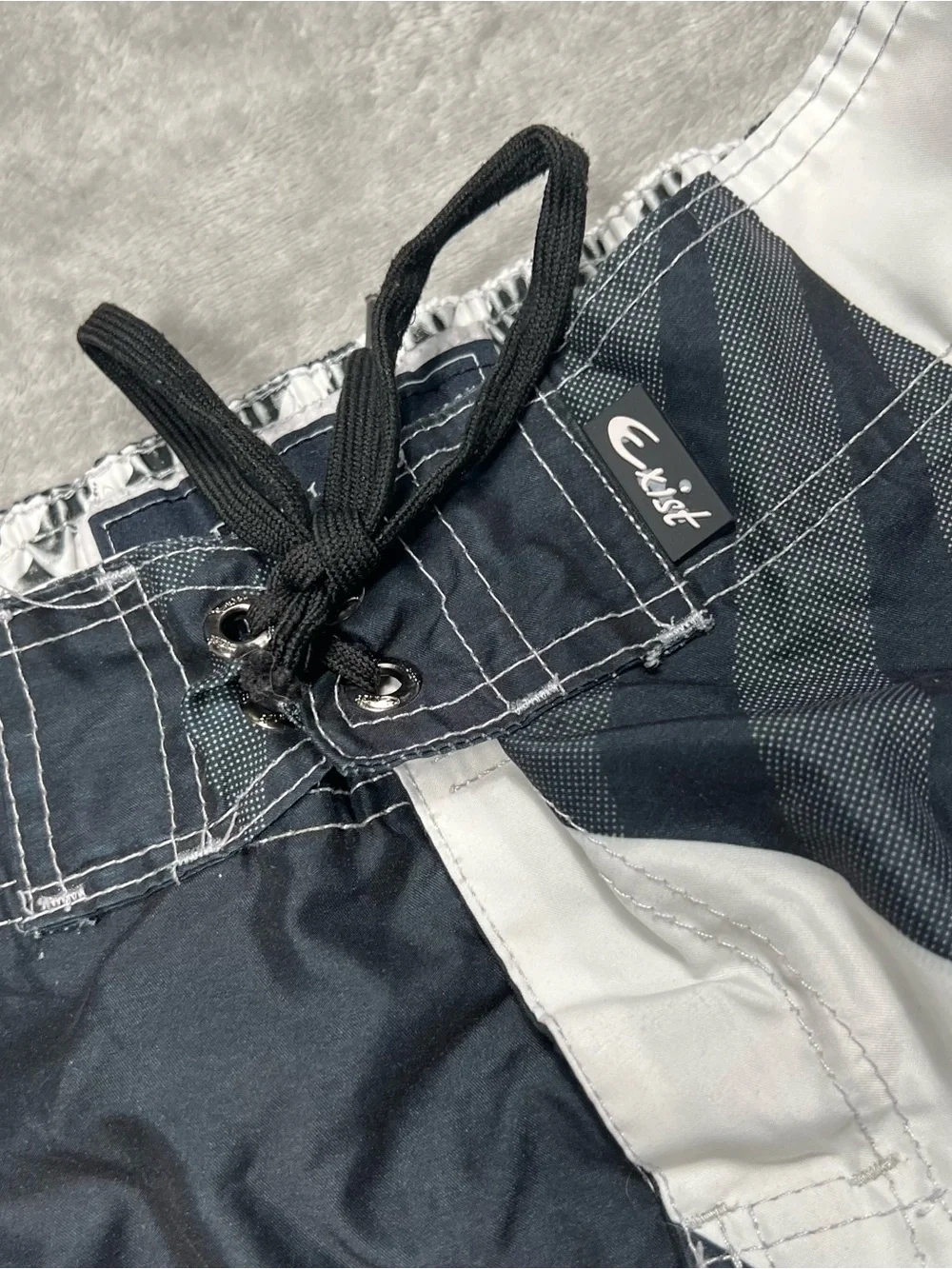 Exist Rising Sun Board Shorts Mens L Black/White Billabong Style Swin Trunks